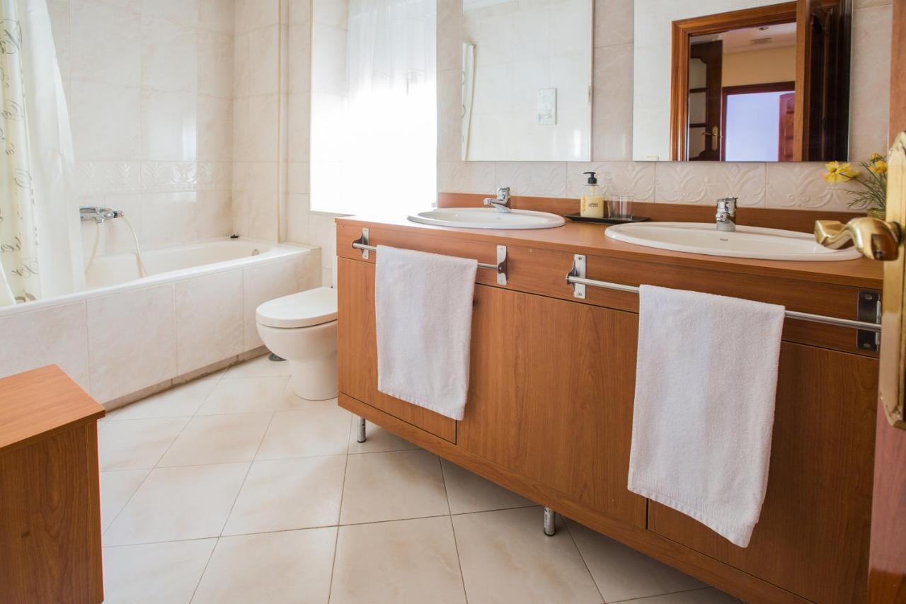 Apartamentos Turisticos Avila Villa Carmen II Luaran gambar